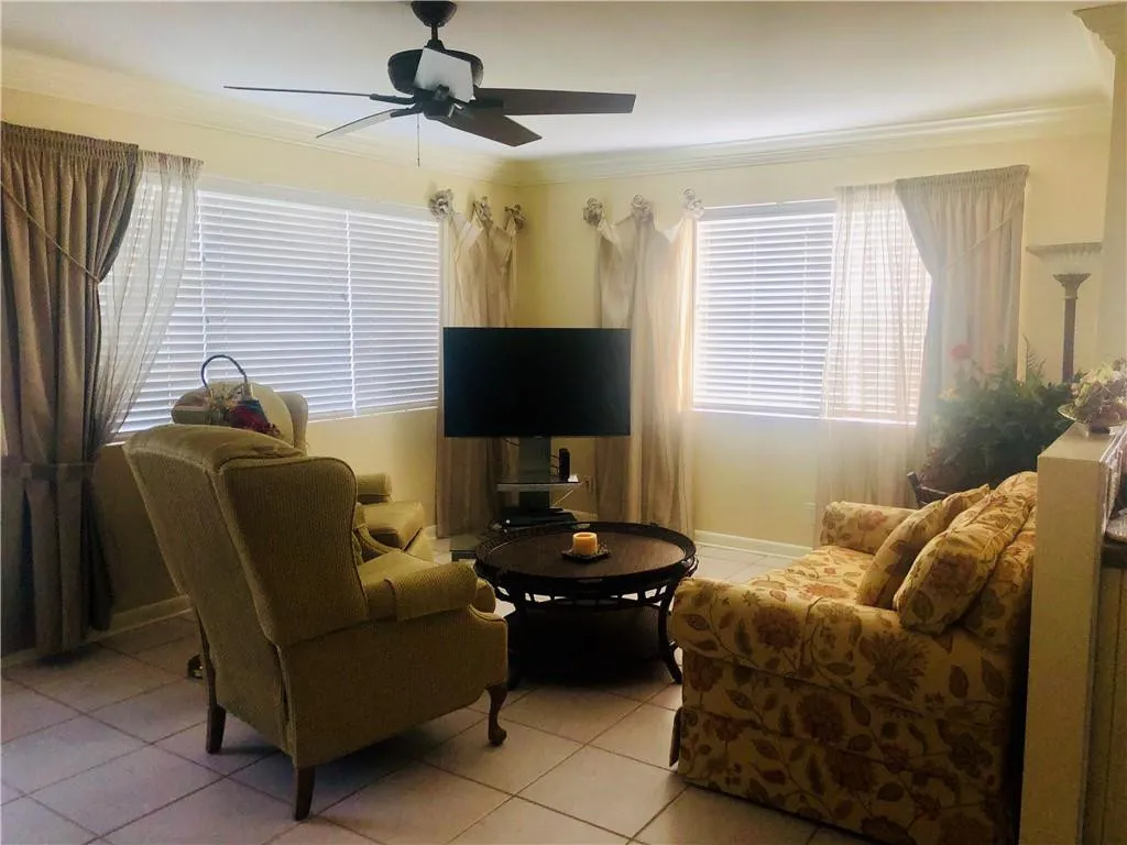 Property photo 43