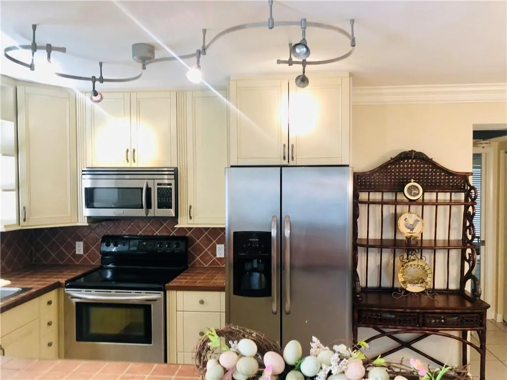 Property photo 42