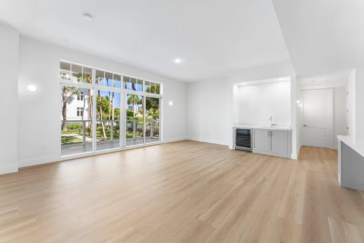 009-184LakeDrive-4102-PalmBeachShores-FL