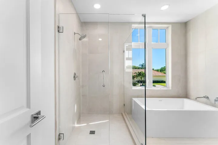 022-184LakeDrive-4102-PalmBeachShores-FL