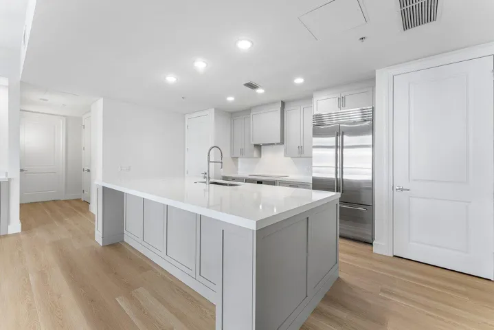 008-184LakeDrive-4102-PalmBeachShores-FL