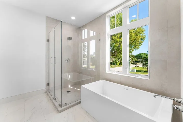 024-184LakeDrive-4102-PalmBeachShores-FL