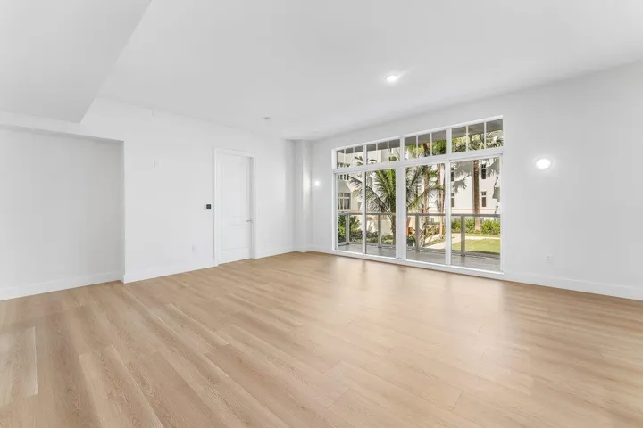 005-184LakeDrive-4102-PalmBeachShores-FL