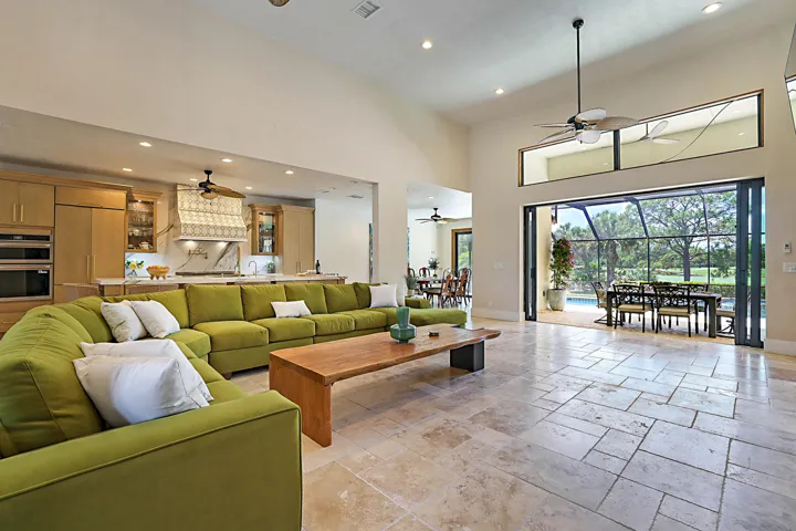 18680 SE Old Trail Dr E -16