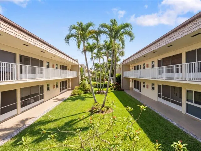 02-600 Snug Harbor Dr unit a16
