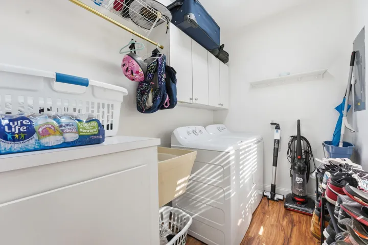 Laundry-Storage Rm