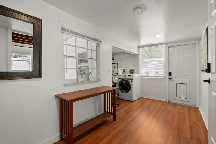 hall/master/laundry