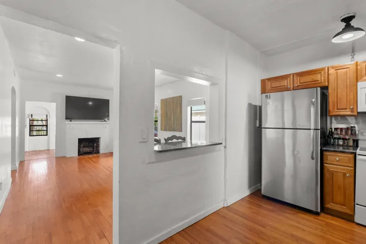 open pass through kitchen