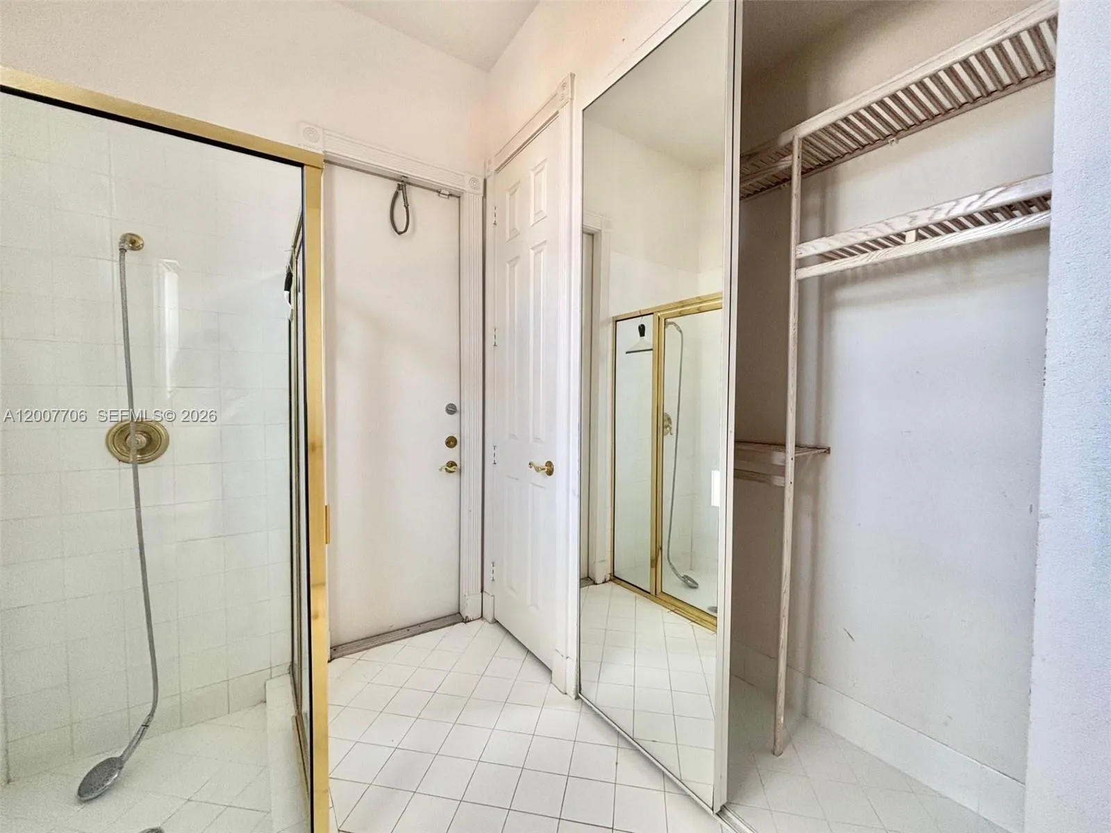 Guest house full bathroom/cabana bath