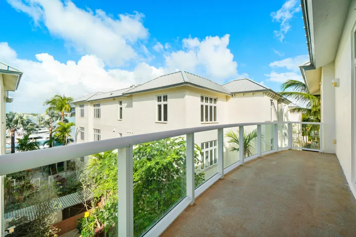 030-184LakeDrive-4301-PalmBeachShores-FL