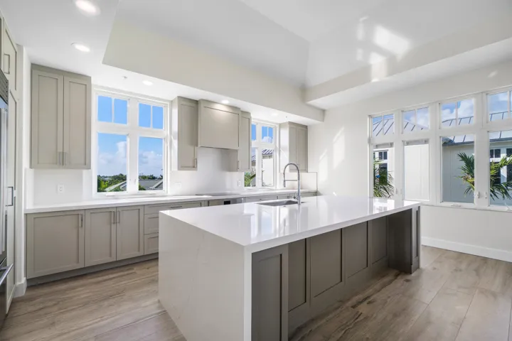 012-184LakeDrive-4301-PalmBeachShores-FL