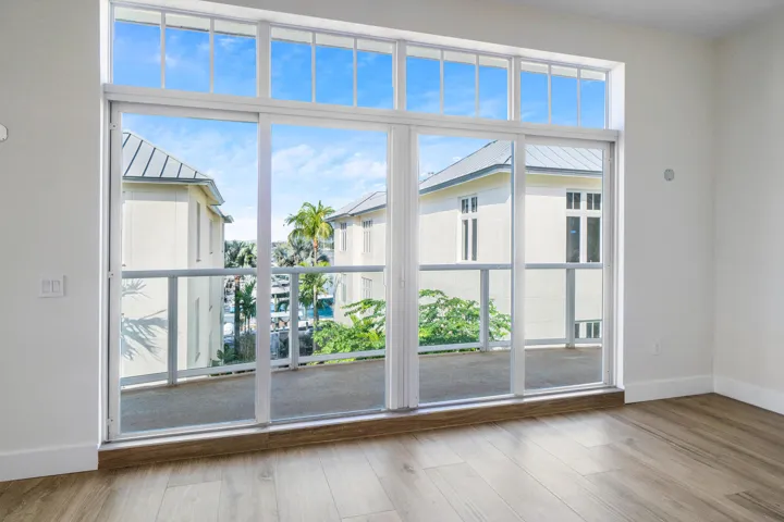 004-184LakeDrive-4301-PalmBeachShores-FL