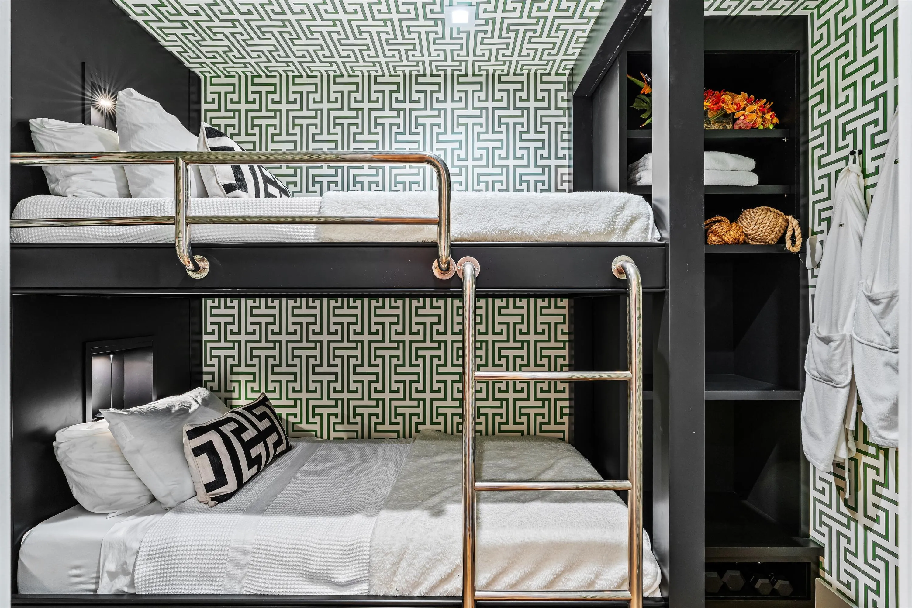 BEDROOM_2_DT