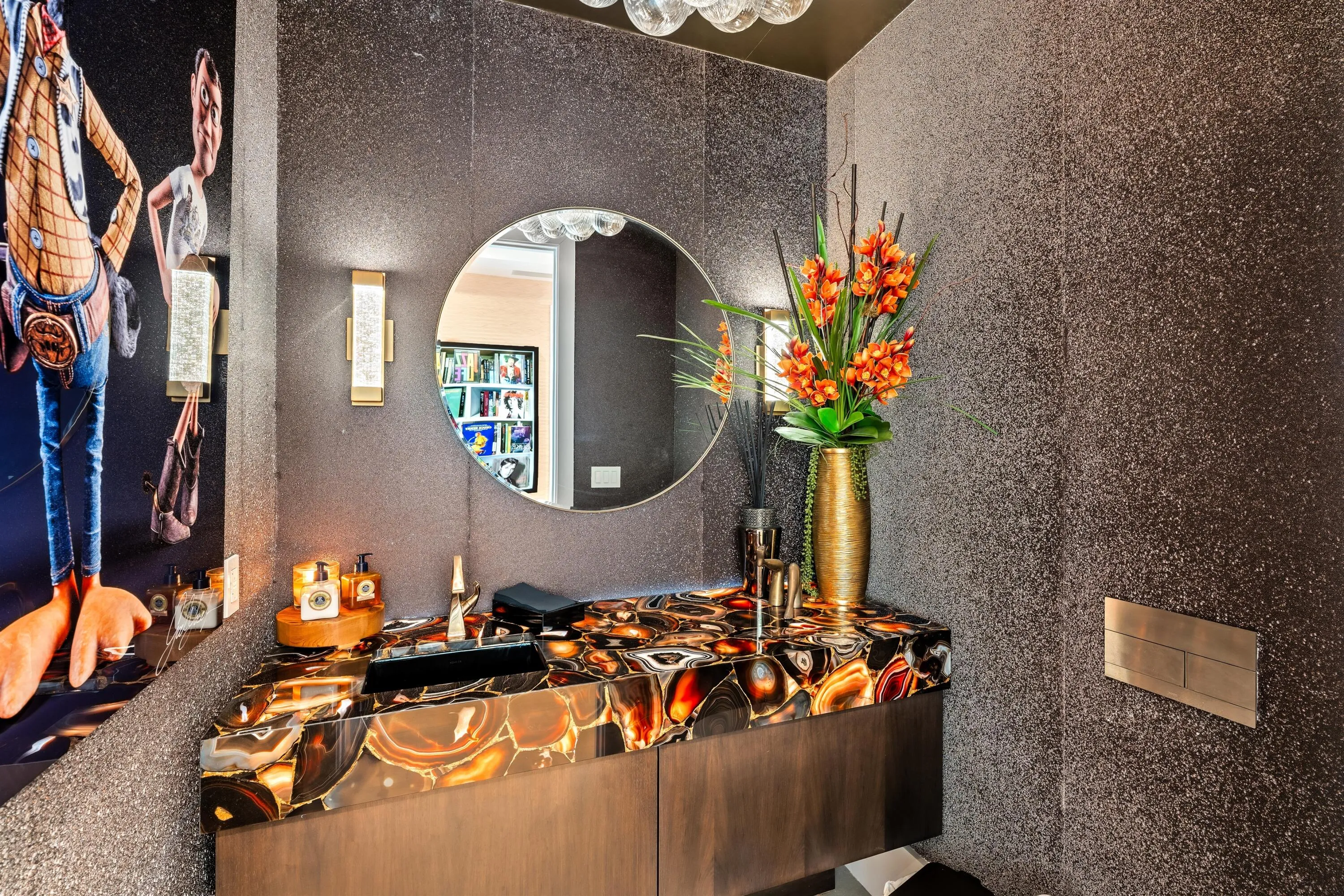 POWDER_ROOM_DT