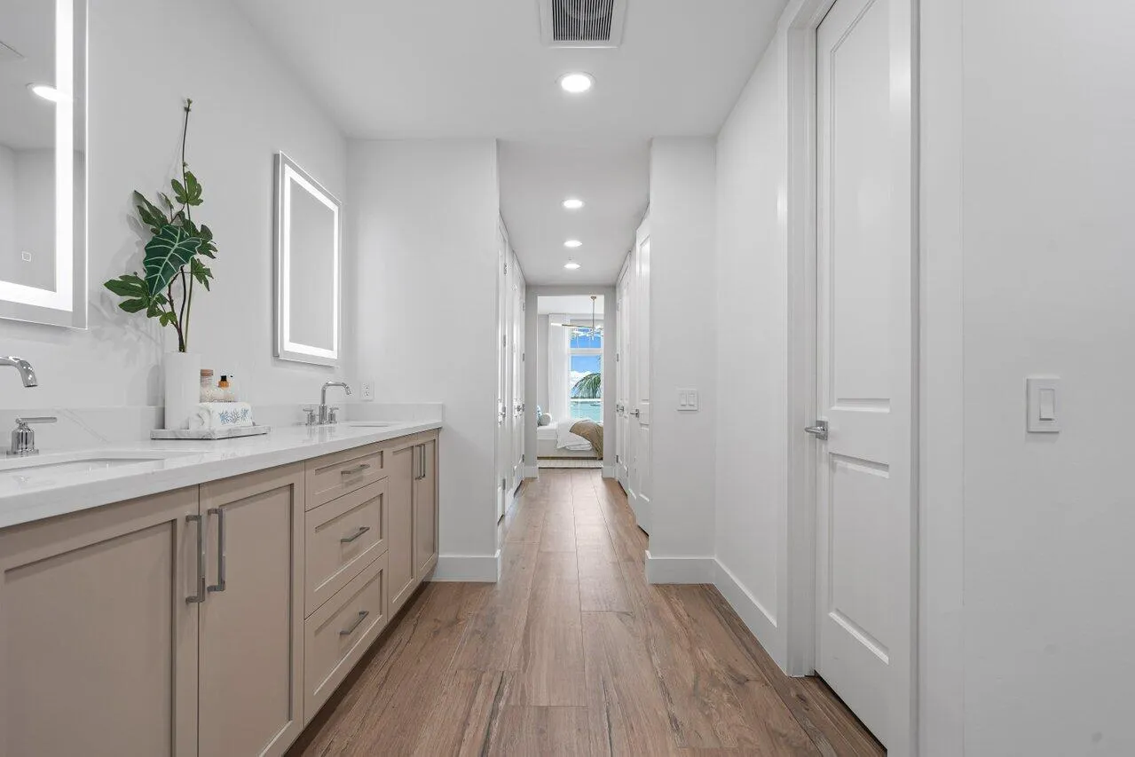 036-184LakeDrive-PalmBeachShores-FL-3340