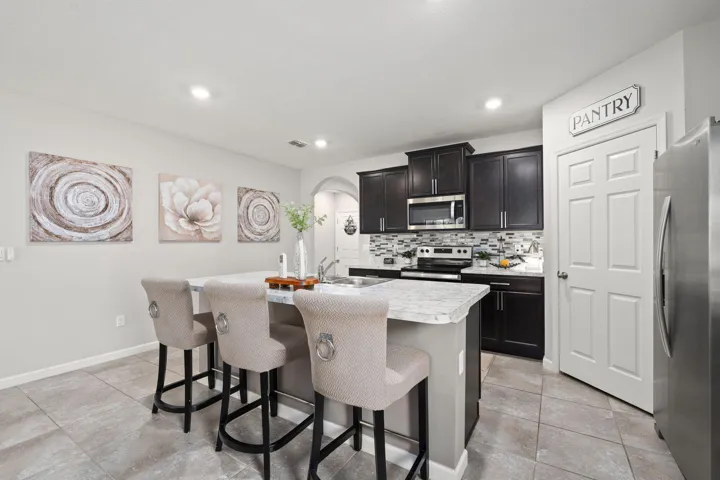 Kitchen with Island