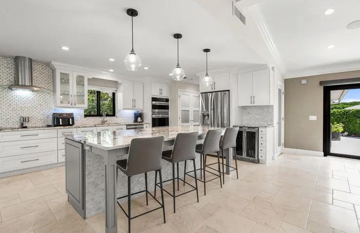 Kitchen island and kitchen