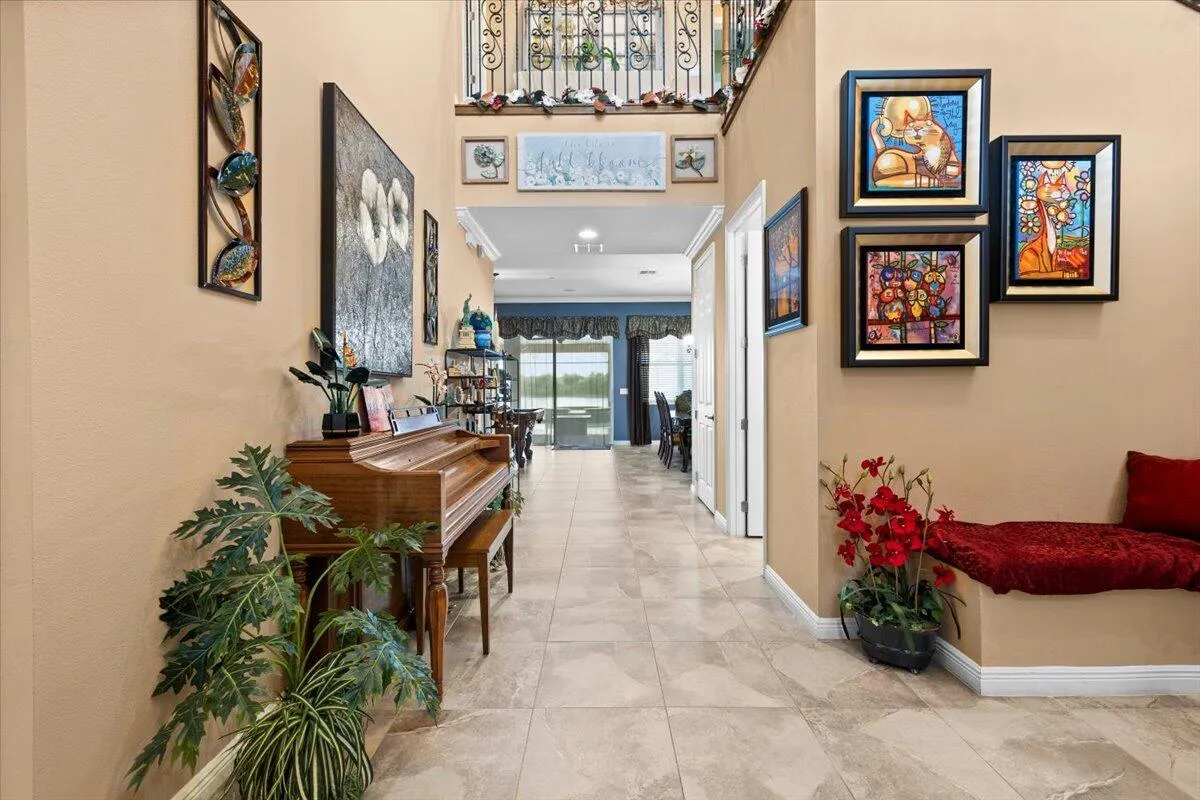 FOYER ENTRANCE