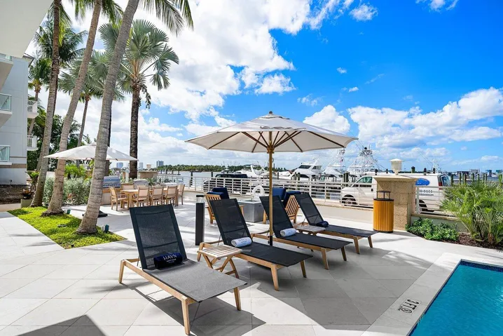 013-184LakeDrive-PalmBeachShores-FL-3340