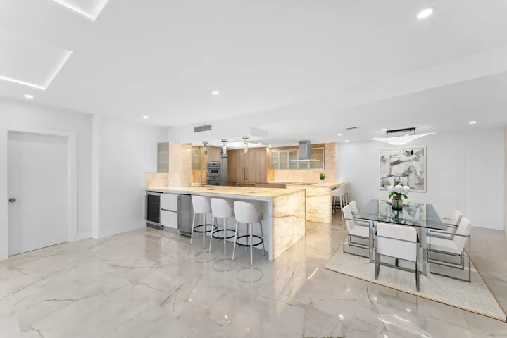 kitchen_dining