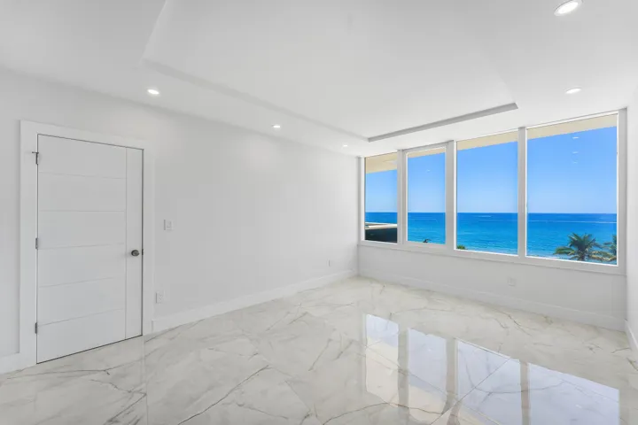 027-700SouthOceanBoulevard-BocaRaton-FL-