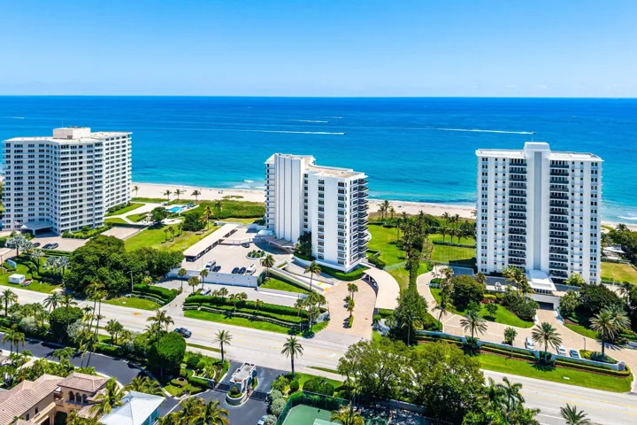 049-700SouthOceanBoulevard-BocaRaton-FL-