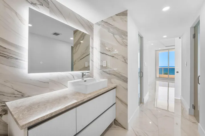 022-700SouthOceanBoulevard-BocaRaton-FL-