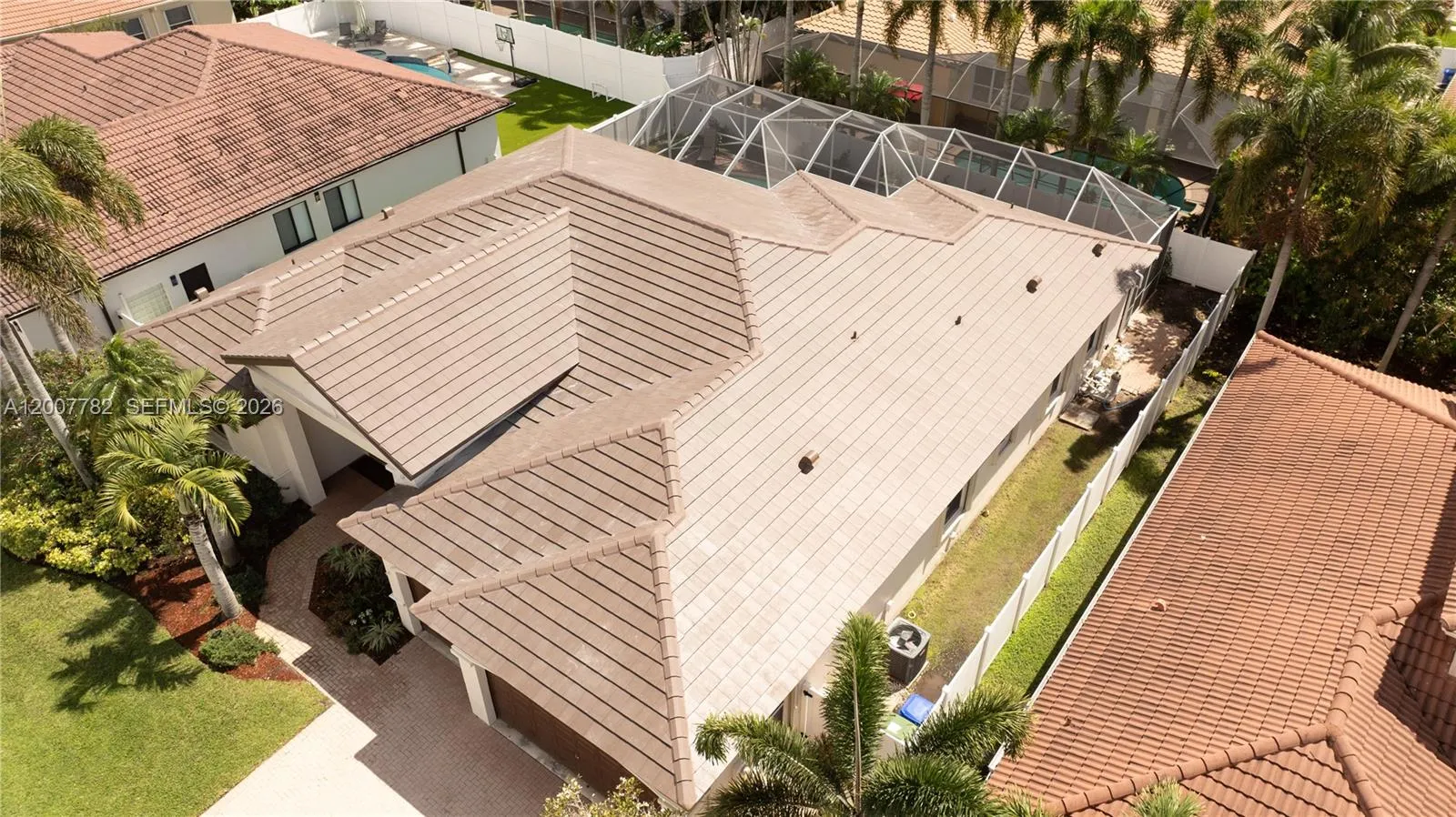 BRAND NEW ROOF