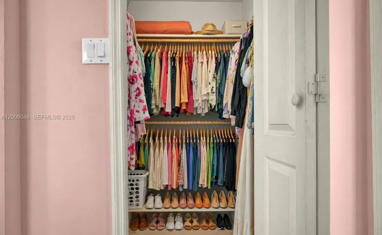 Master bedroom Closet 1