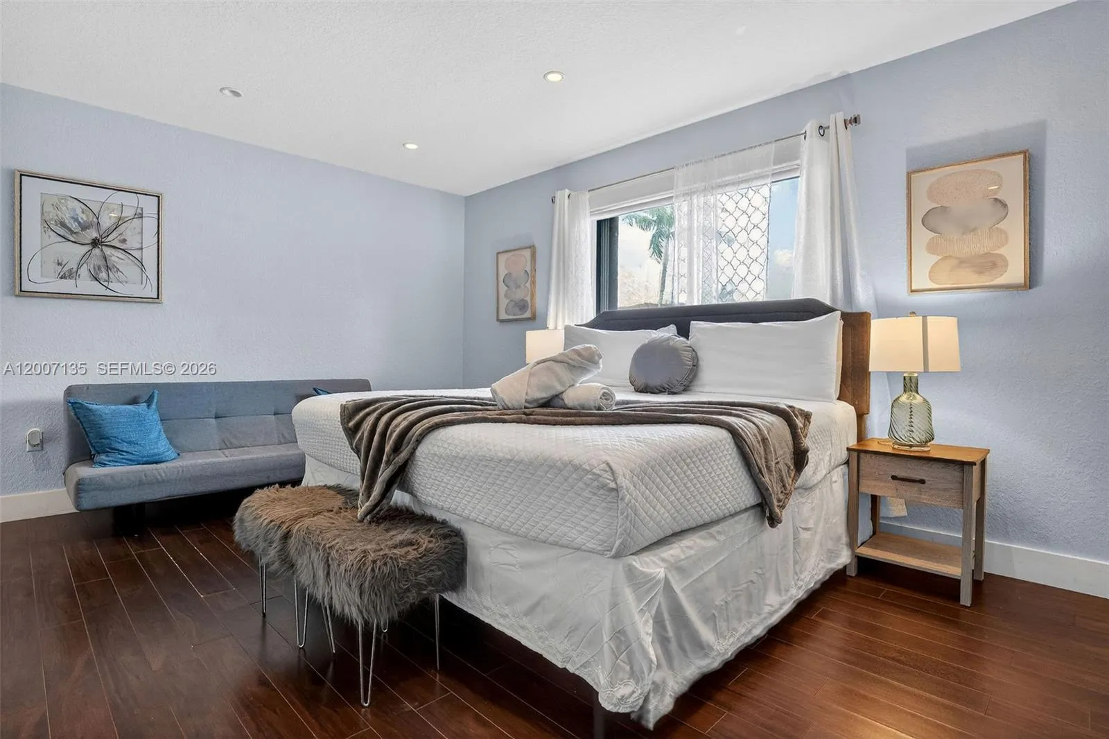Property photo 44