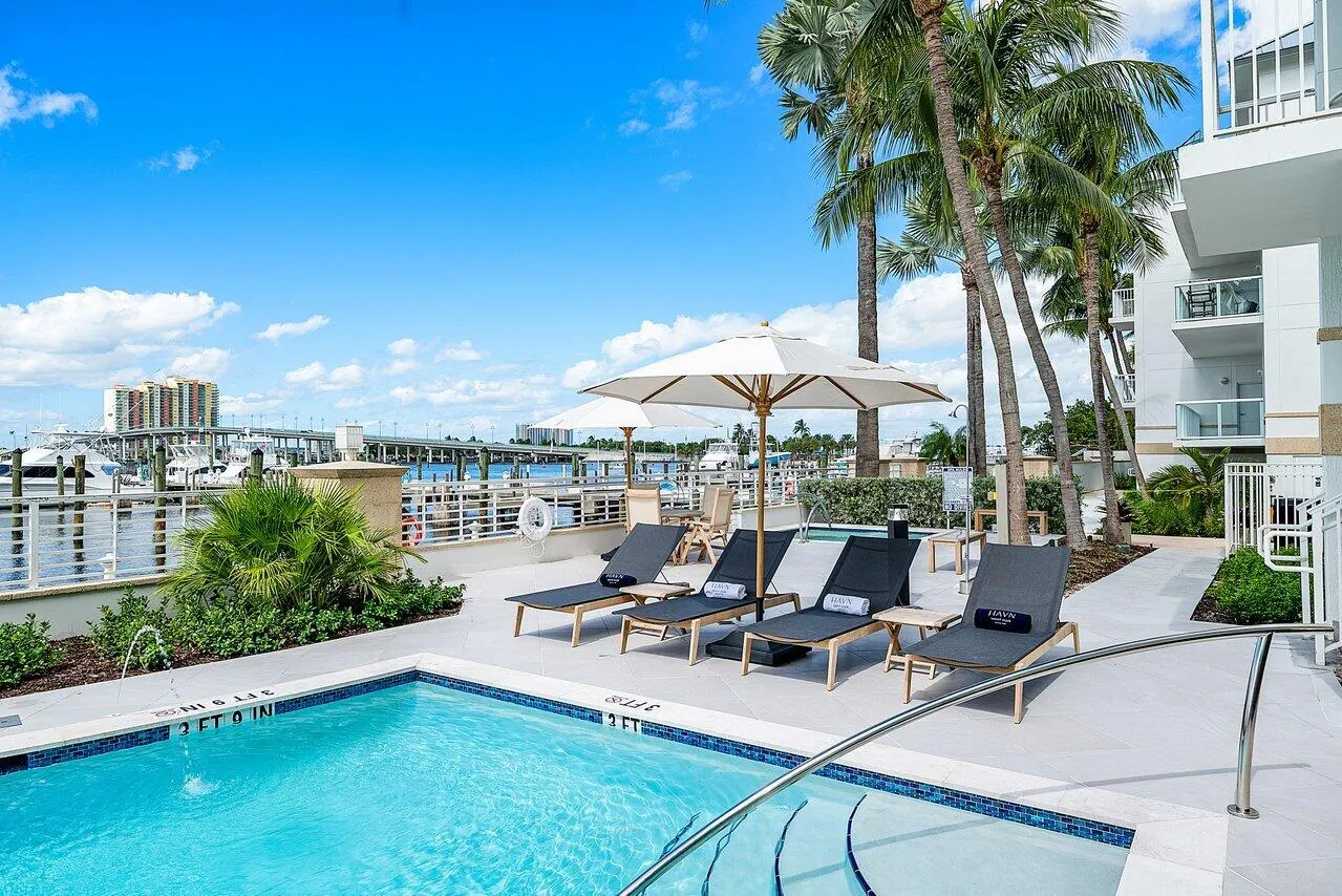 014-184LakeDrive-PalmBeachShores-FL-3340