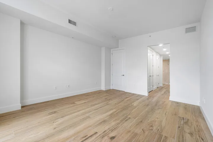 013-184LakeDrive-2302-PalmBeachShores-FL