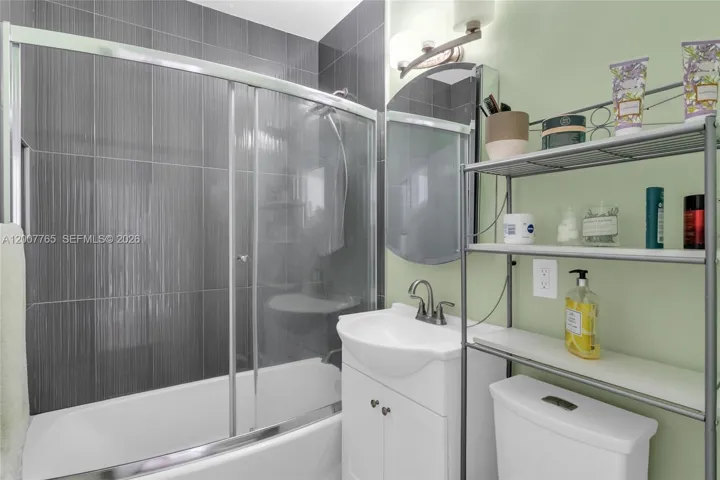Photo 46