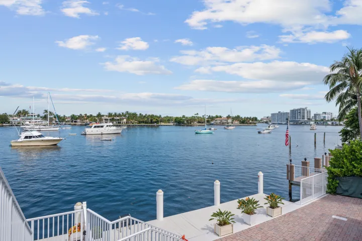 Direct intracoastal views
