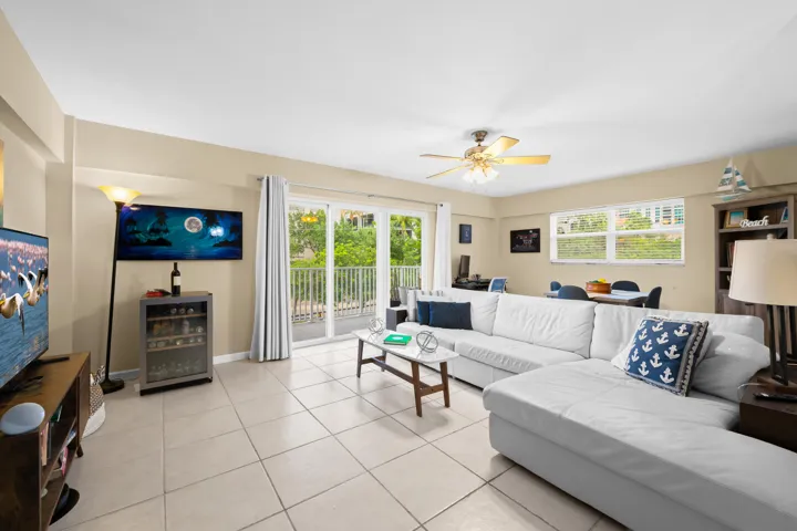Lounge area