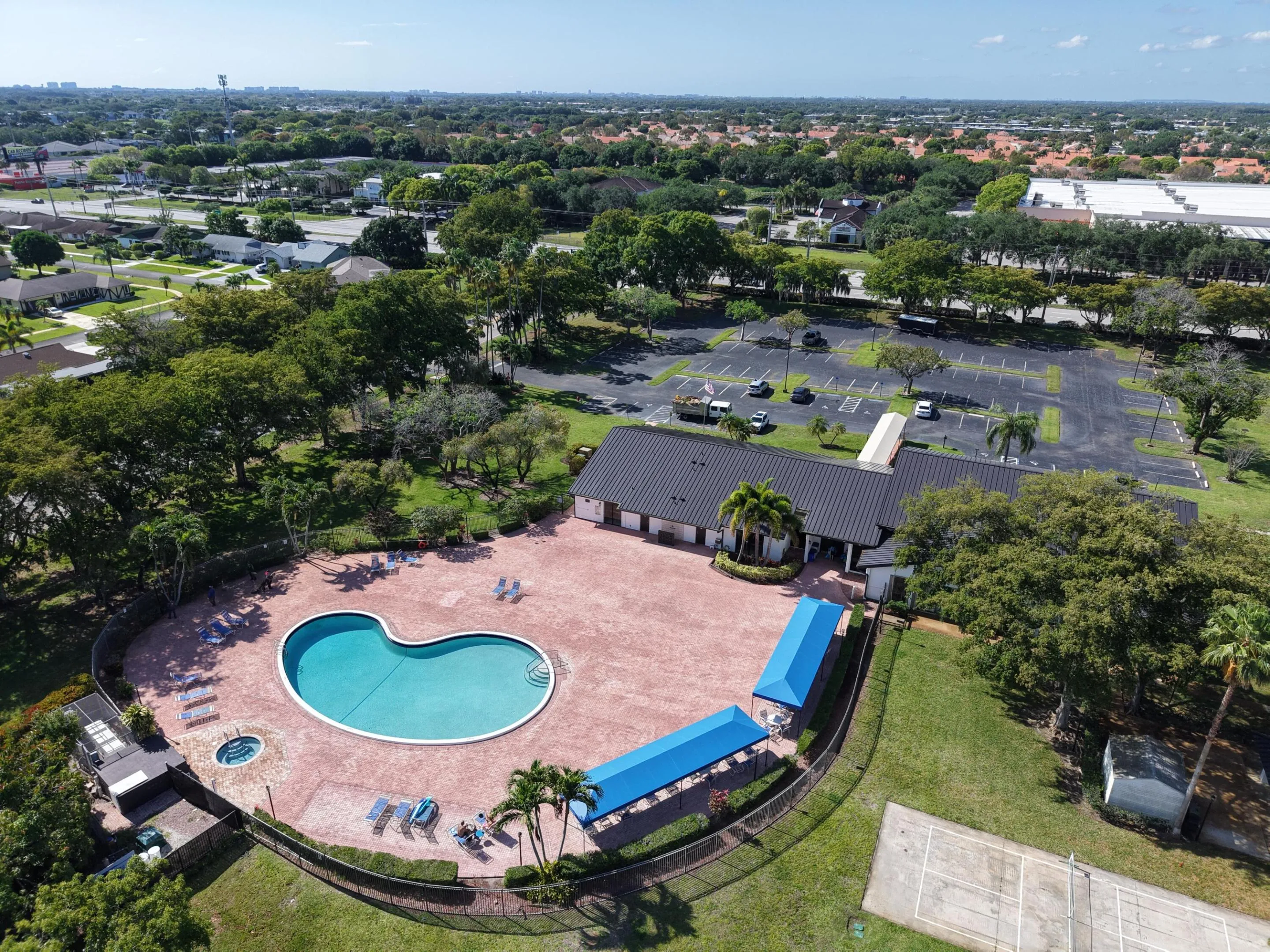 Community pool