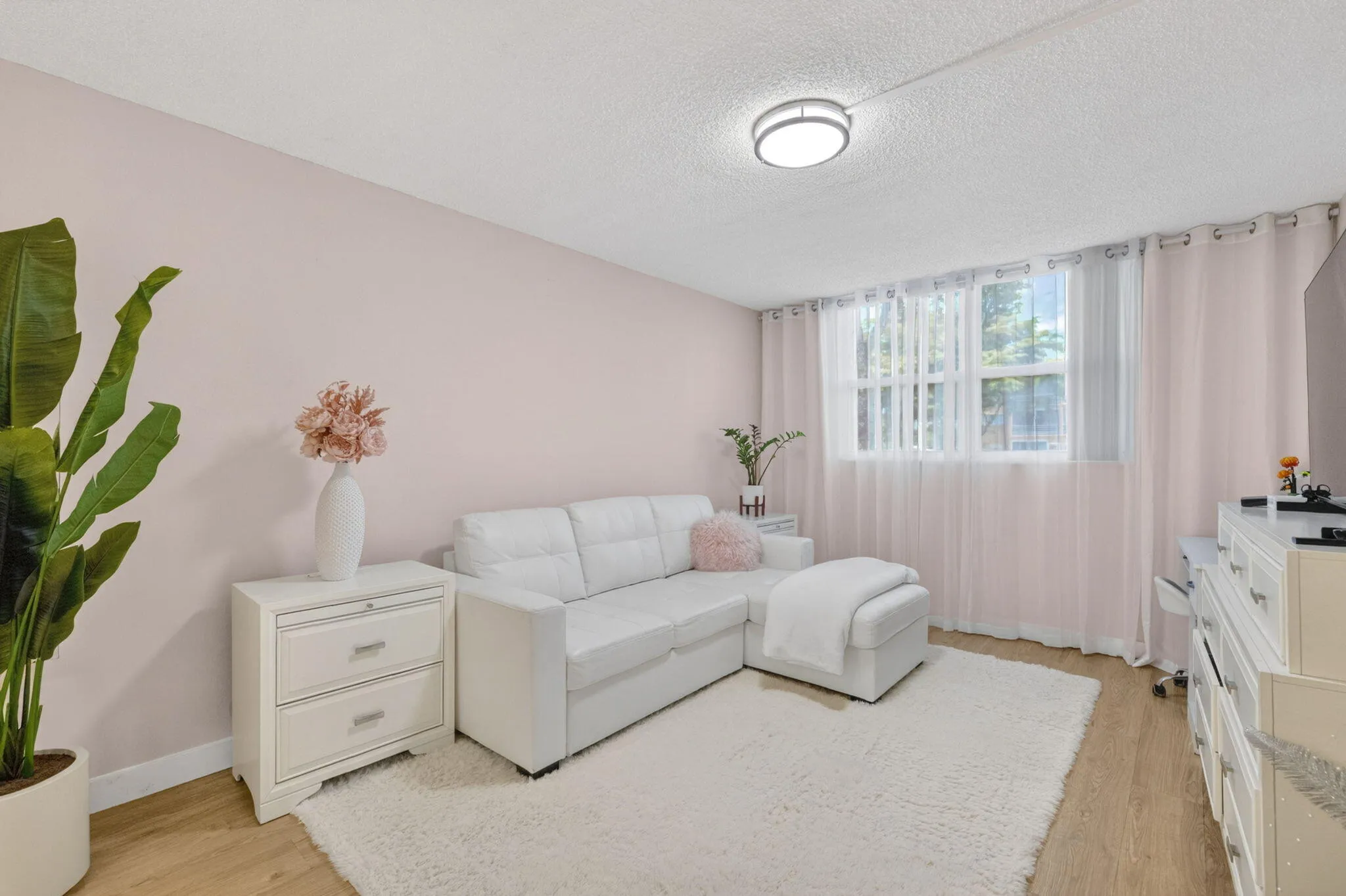 Bed1 - 9081 Lime Bay Blvd 115 Tamarac