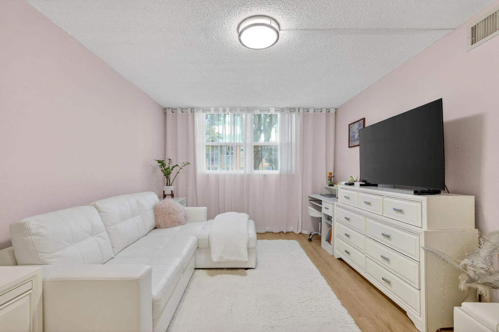 Bed1 - 9081 Lime Bay Blvd 115 Tamarac