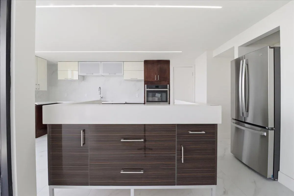 Kitchen Island - All New Appliances
