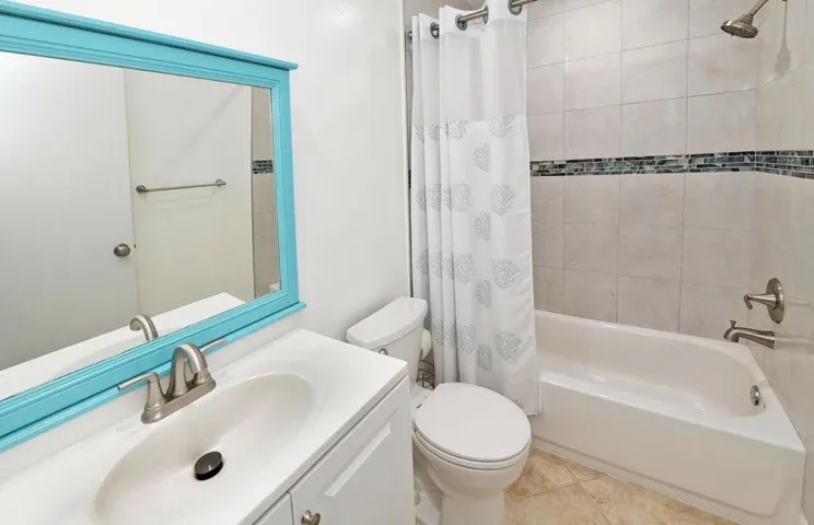 22088 Palms Way, Unit #204, Boca bathroo