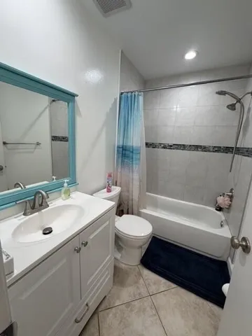 22088 Palms Way, Unit #204, Boca bathroo