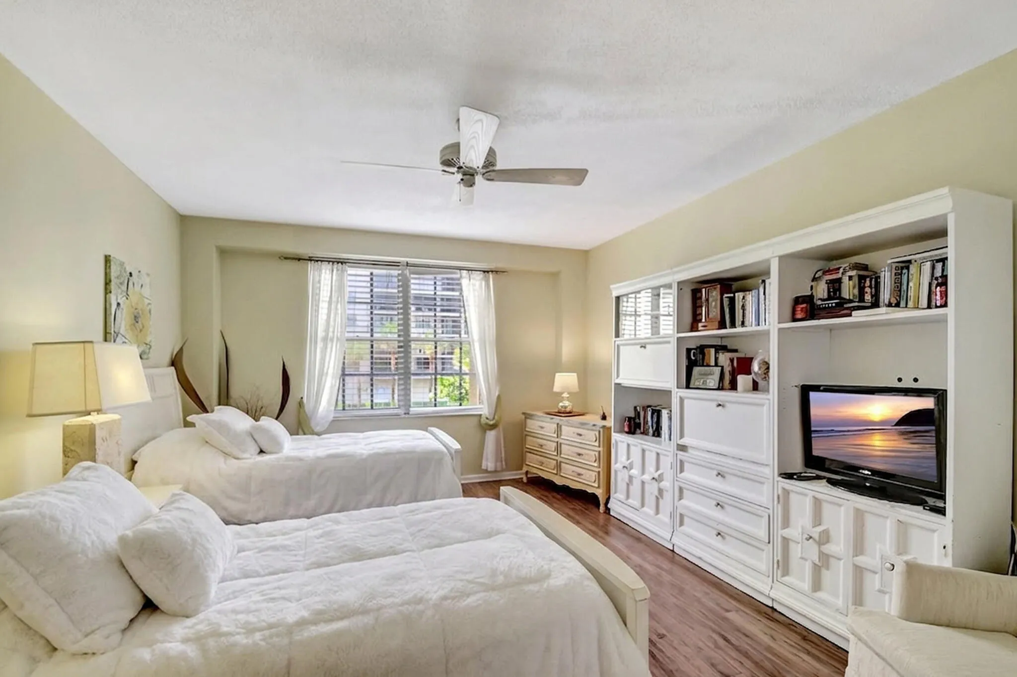 34-Second Bedroom-2