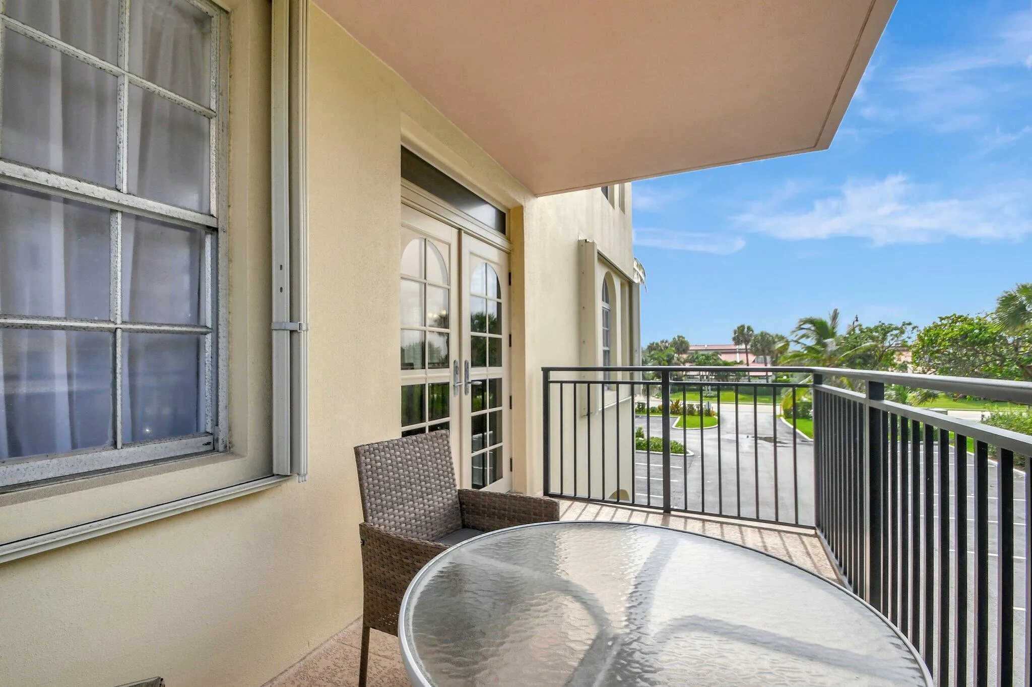 Living Room Balcony - Looking West
