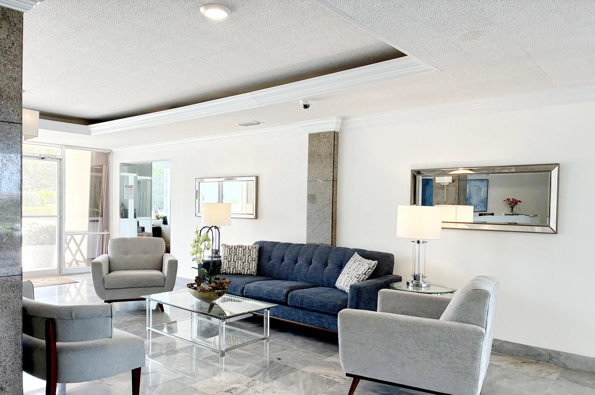 La Bonne Vie Lobby