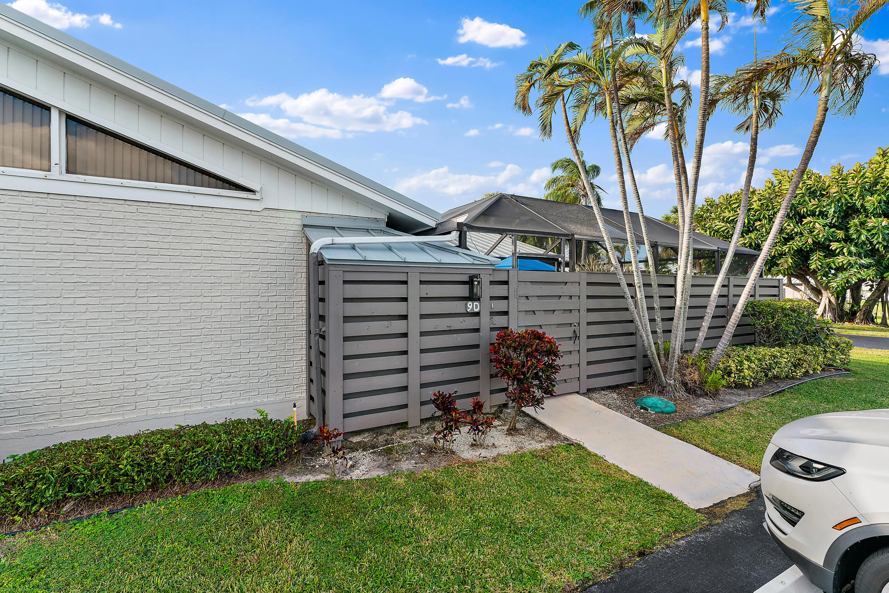 002-1801US1N-Jupiter-FL-FULL