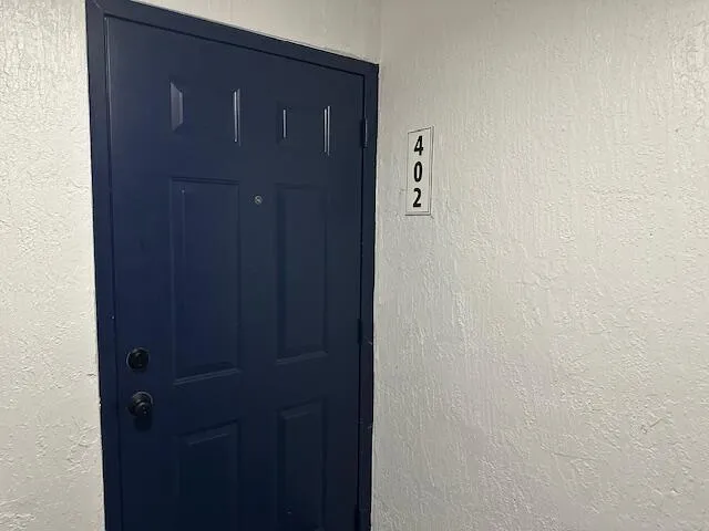 402 Villa front door