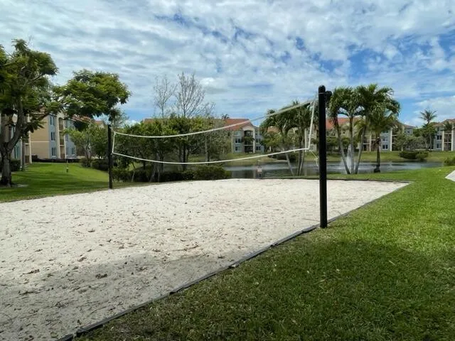 Mirabella volleyball court
