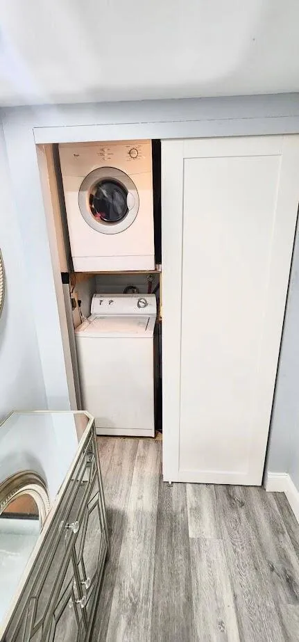 washer and dryer closet