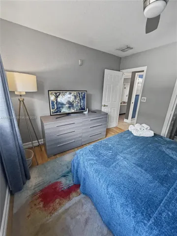 Second bedroom with flexible layout — ideal for guests or working from home