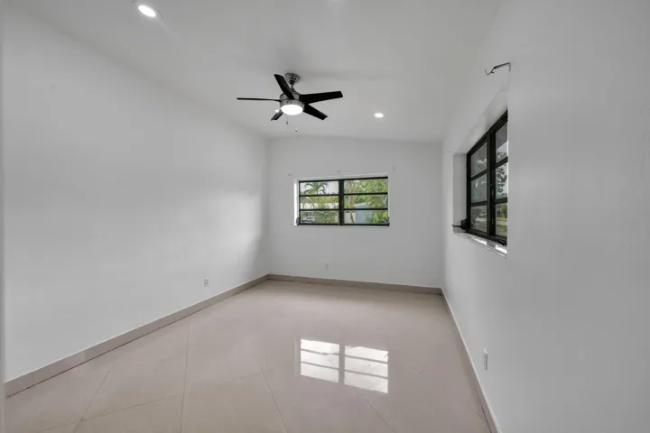 17551 NE 5th Ave North Miami 00026